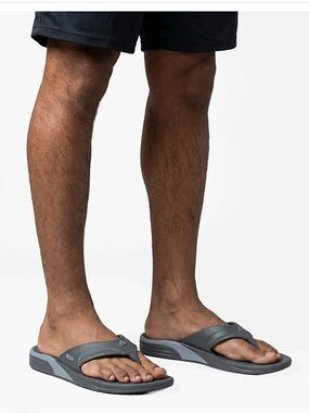 NWT Reef Men's Fanning H20 Flip Flops dark grey Sz 9 or 12